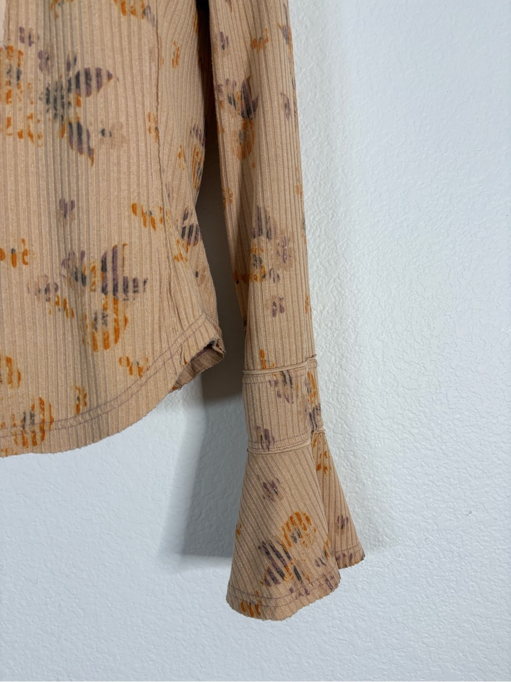 Free People Layer Me Long Sleeve Ribbed Henley Floral Medium Peach Boho - Picture 5 of 15